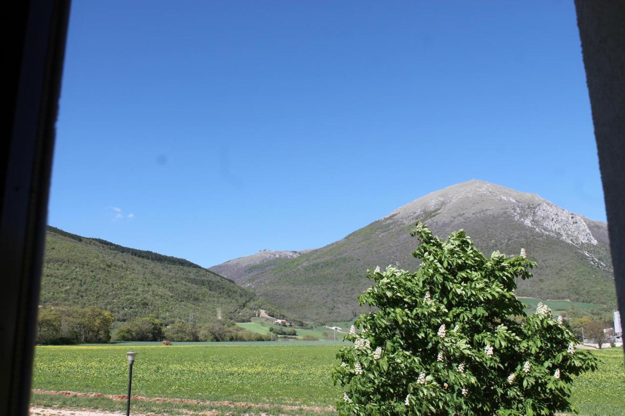 B&B La Casa Di Sirio Norcia Luaran gambar