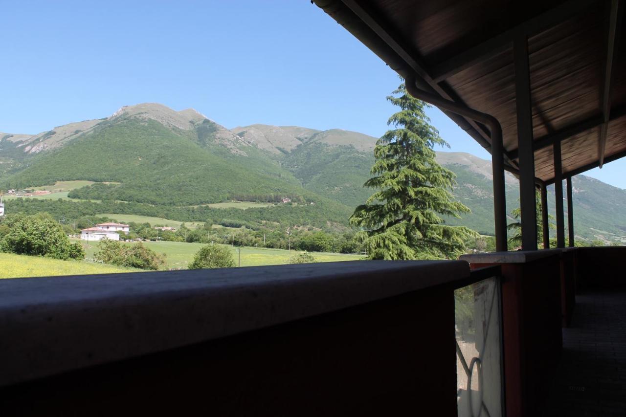 B&B La Casa Di Sirio Norcia Luaran gambar