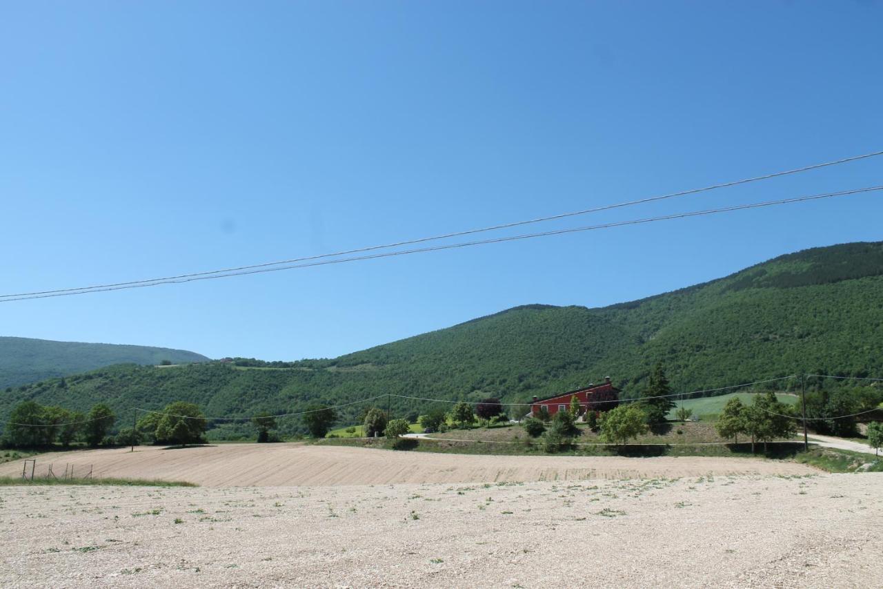 B&B La Casa Di Sirio Norcia Luaran gambar